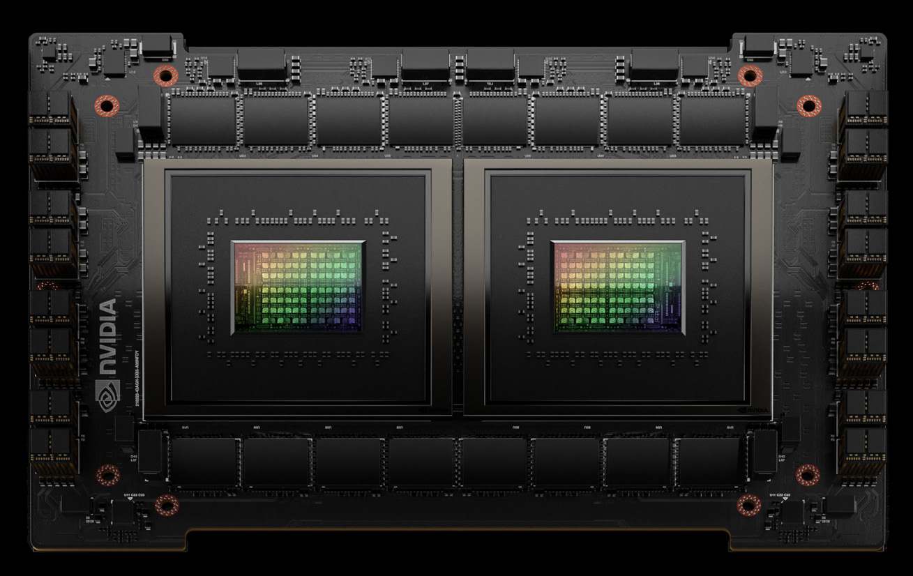 A closer view of the two Grace CPU dies and surrounding LPDDR5X memory packages